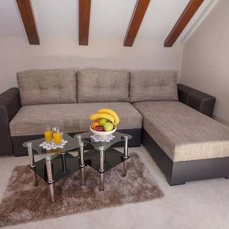 Apartment Niko Kastel Stari Kaštela 客房 照片