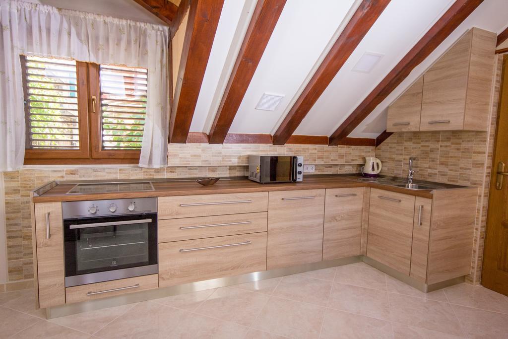 Apartment Niko Kastel Stari Kaštela 客房 照片
